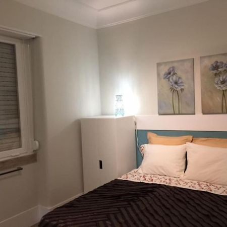 Romantic And Bright Studio Apartment In Arroios - Ssl 2B Лиссабон Экстерьер фото